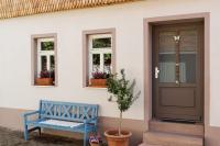 Altbau-Haustür von PaX in Fachwerkhaus in Mülheim am Rhein